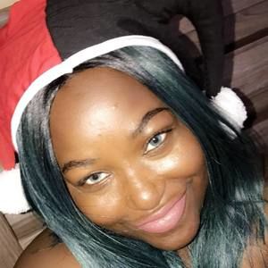 Meet your Posher, Shareen